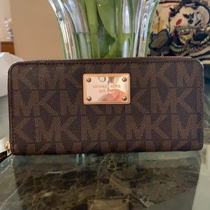 Michael Kors wallet